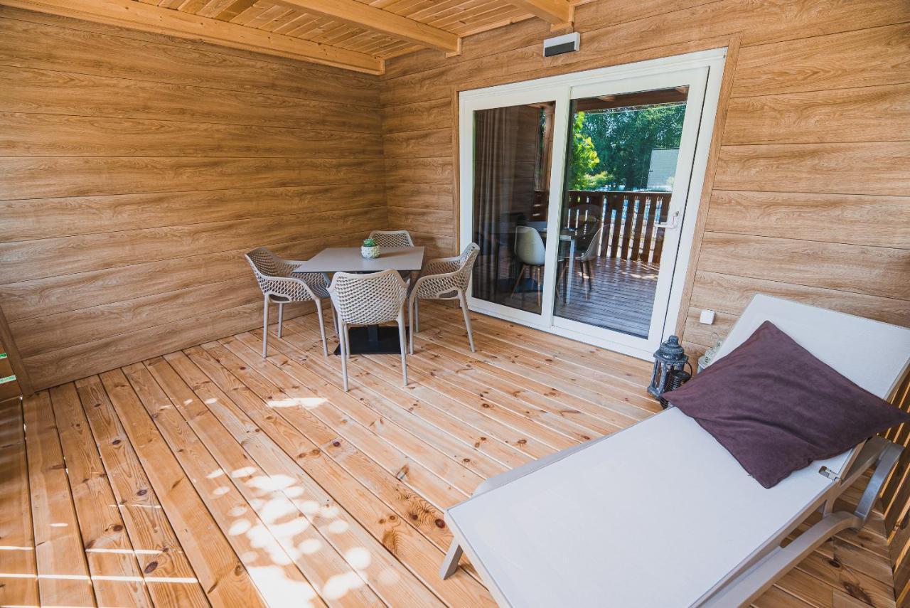 Premium Mobile Tree House With Thermal Riviera Tickets チャテジ・オプ・サヴィ エクステリア 写真